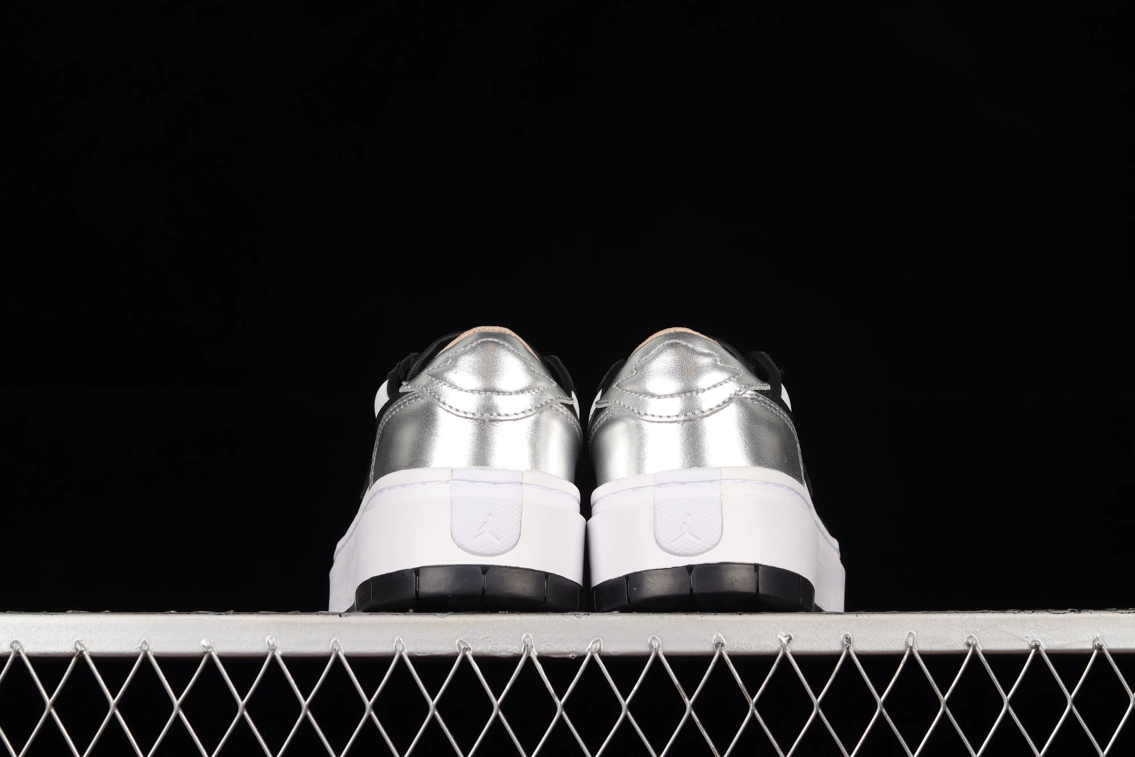 All categories Air Jordan Jordan series basketball shoes Air Jordan 1 Low Z version Air Jordan 1 Elevate Low SE "Wolf Grey" Little AJ first layer thick sole retro basketball shoes DQ8561-001